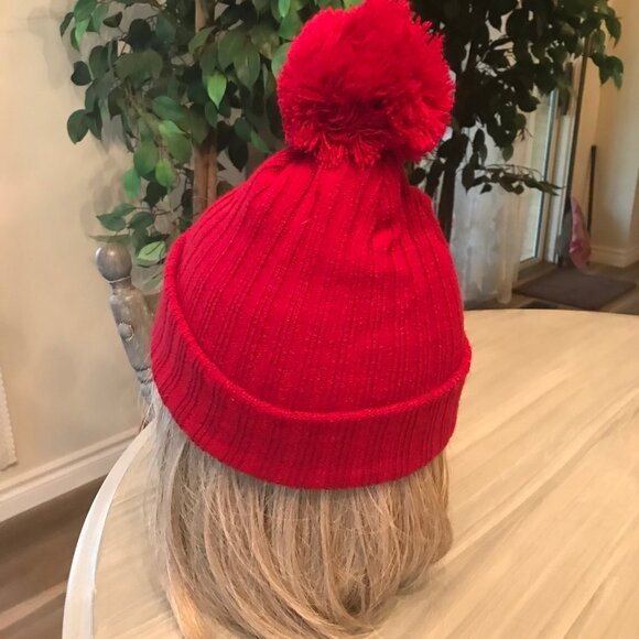 Ladies Red Knit Winter Cap With Pom One Size - Picture 2 of 3